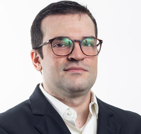 Alexandre Leão