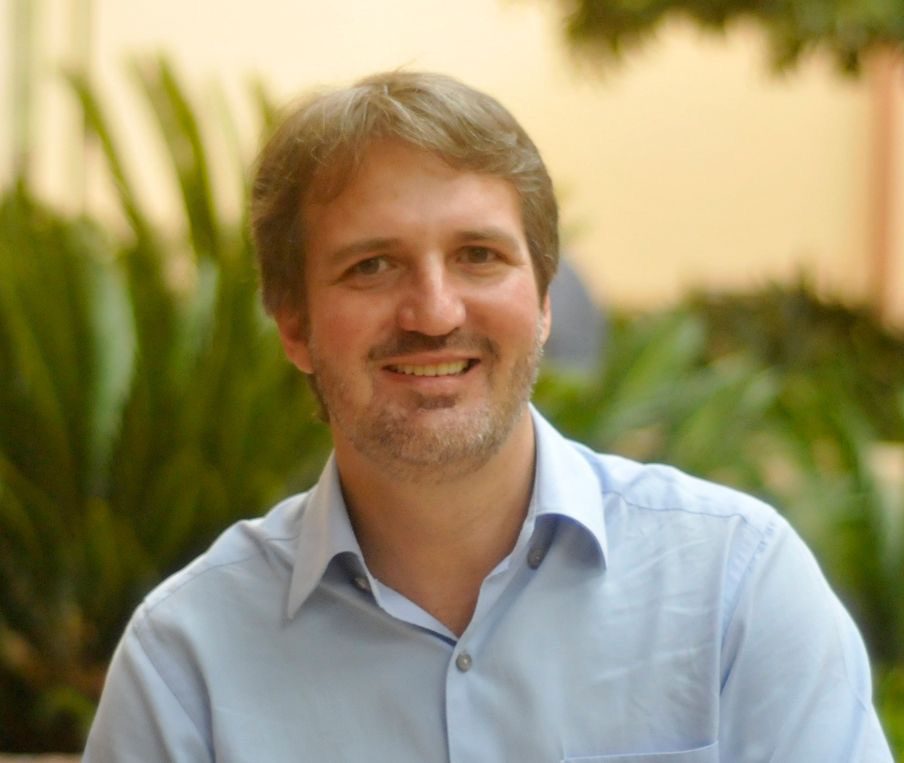 Rodrigo Barros