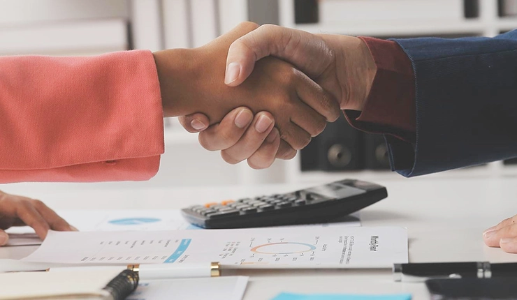 Due diligence e indenização envolvendo companhias abertas