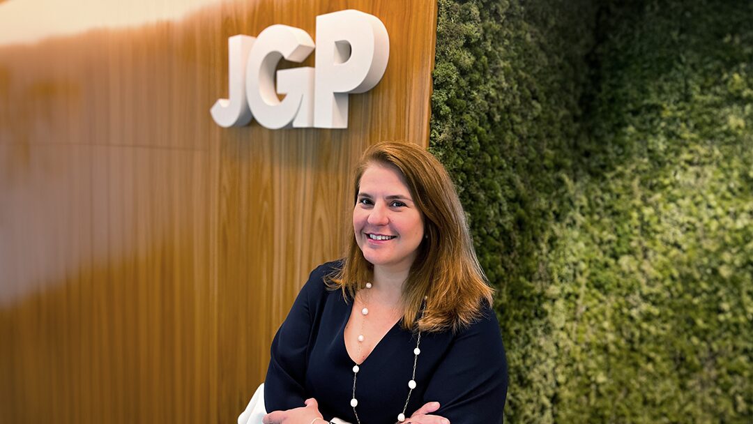 Luiza Oswald, sócia e responsável pela área de Special Situations da JGP