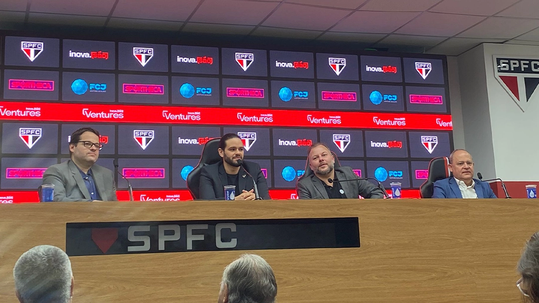 Da esquerda para a direita: Gustavo Verginelli, da Sportheca; José Oliver, do São Paulo FC; Wagner Kojo e Paulo Justino, do Grupo FCJ